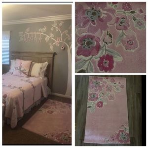 Pottery Barn Girl’s Room Floral Rug.